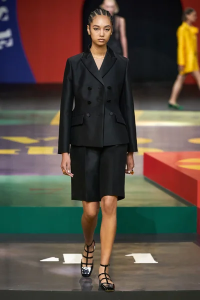Look 71